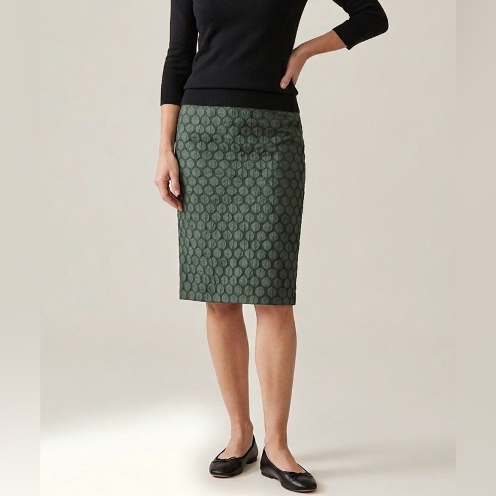 Anthropologie Maeve “Goban”Green Dot Jacquard Pencil Skirt Size 4